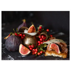 DISPOSABLE PLACEMATS - FIGS AND BERRIES STILL LIFE